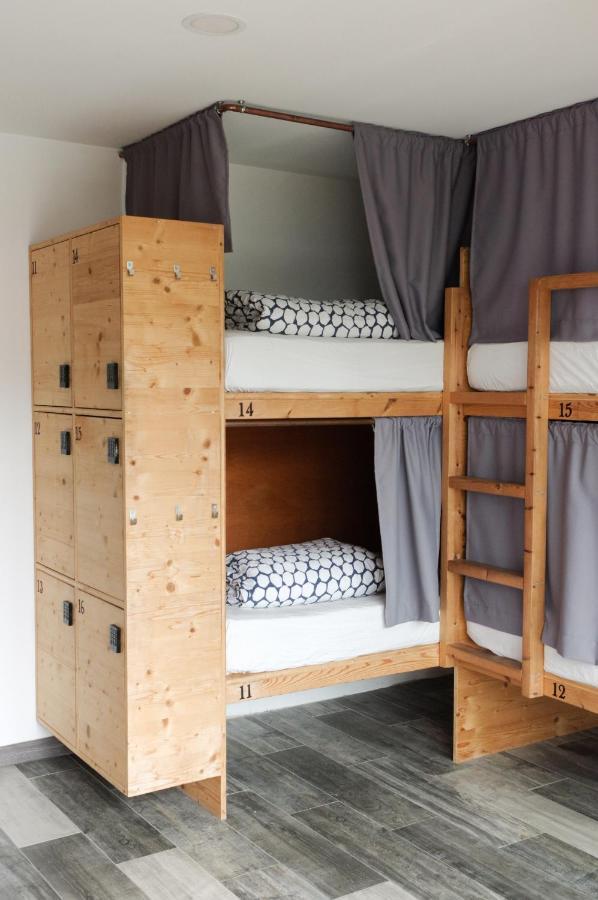 Bodygo Surfhouse Hostel กัปเบรอตง ภายนอก รูปภาพ