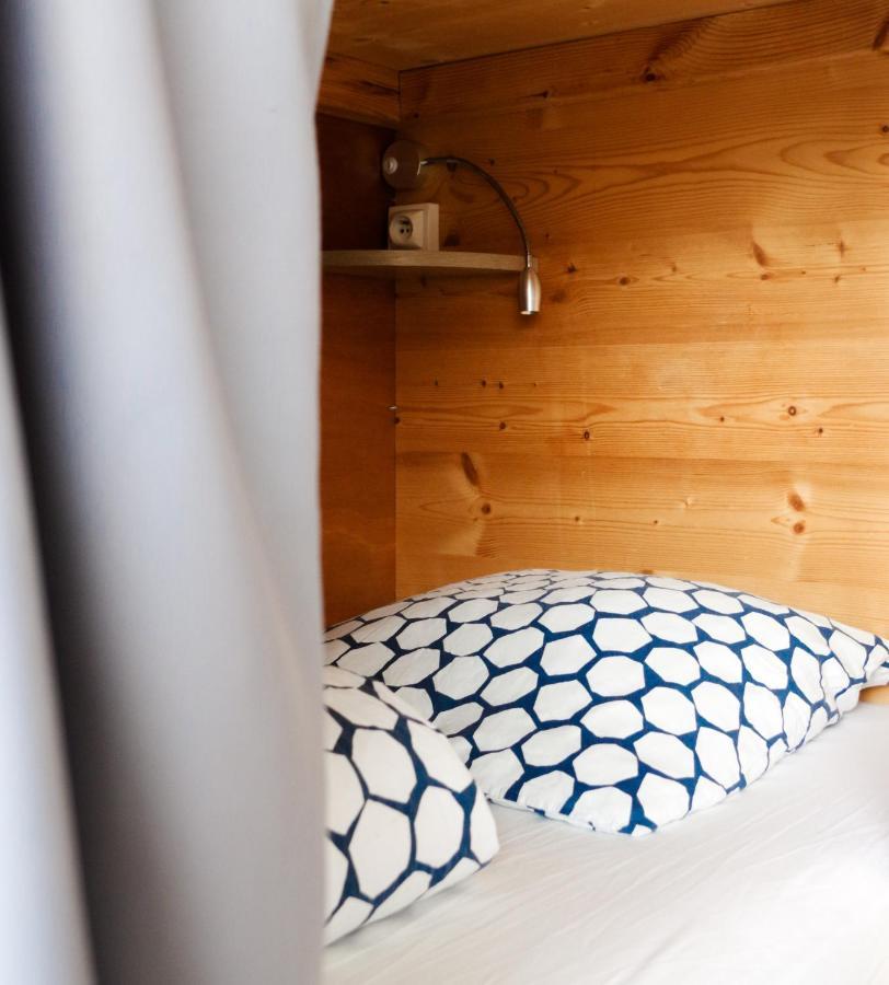 Bodygo Surfhouse Hostel กัปเบรอตง ภายนอก รูปภาพ