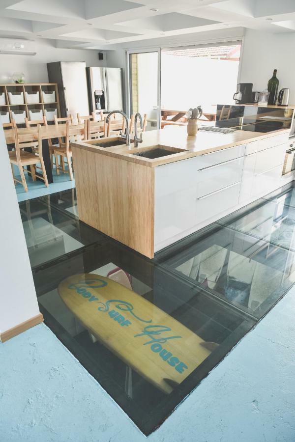 Bodygo Surfhouse Hostel กัปเบรอตง ภายนอก รูปภาพ